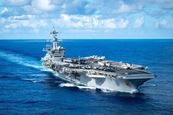 新宝策略 歼15与歼35舰载机组合，与F/A18和F35C相比，谁更厉害？
