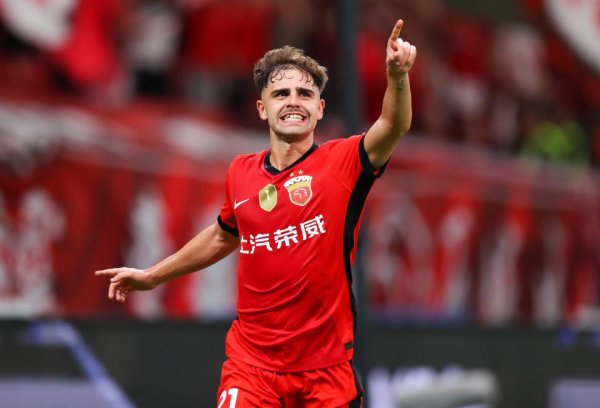 富瑞众投 海港预订三连冠！媒体人热议：实力最弱冠军，疯狂打脸申花管理层